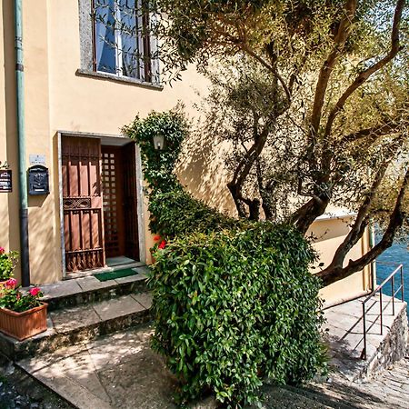 Hotel Darsena Di Riva Grande Moltrasio Exterior foto