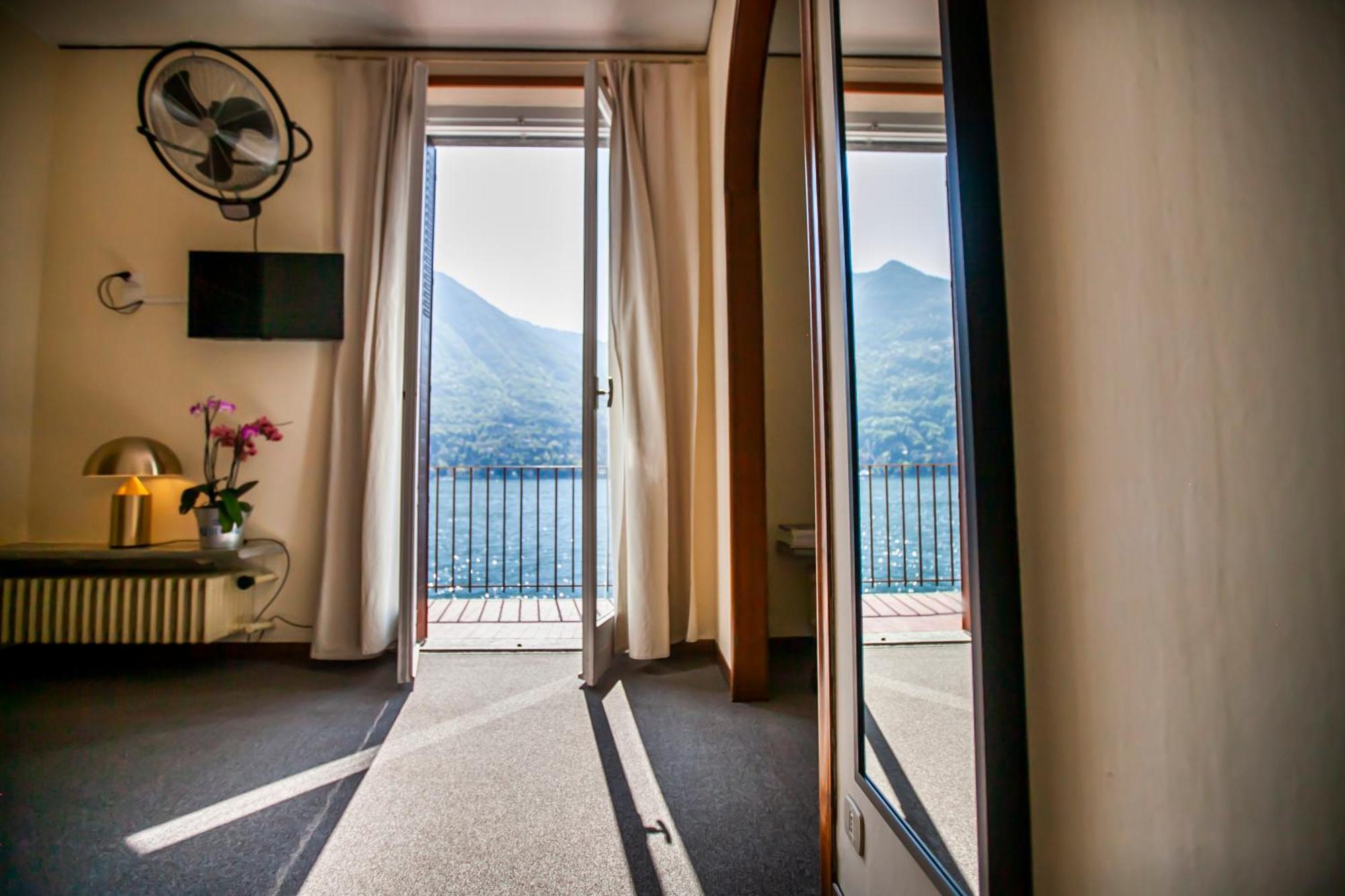 Hotel Darsena Di Riva Grande Moltrasio Exterior foto
