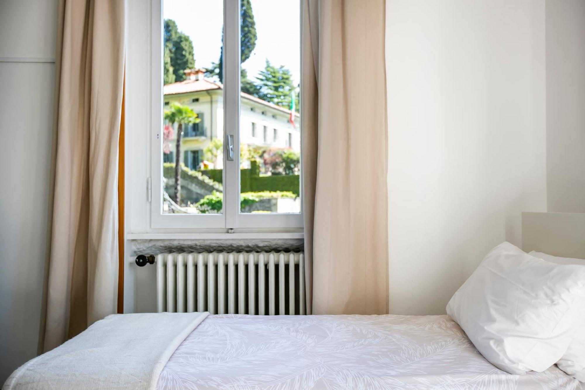 Hotel Darsena Di Riva Grande Moltrasio Exterior foto