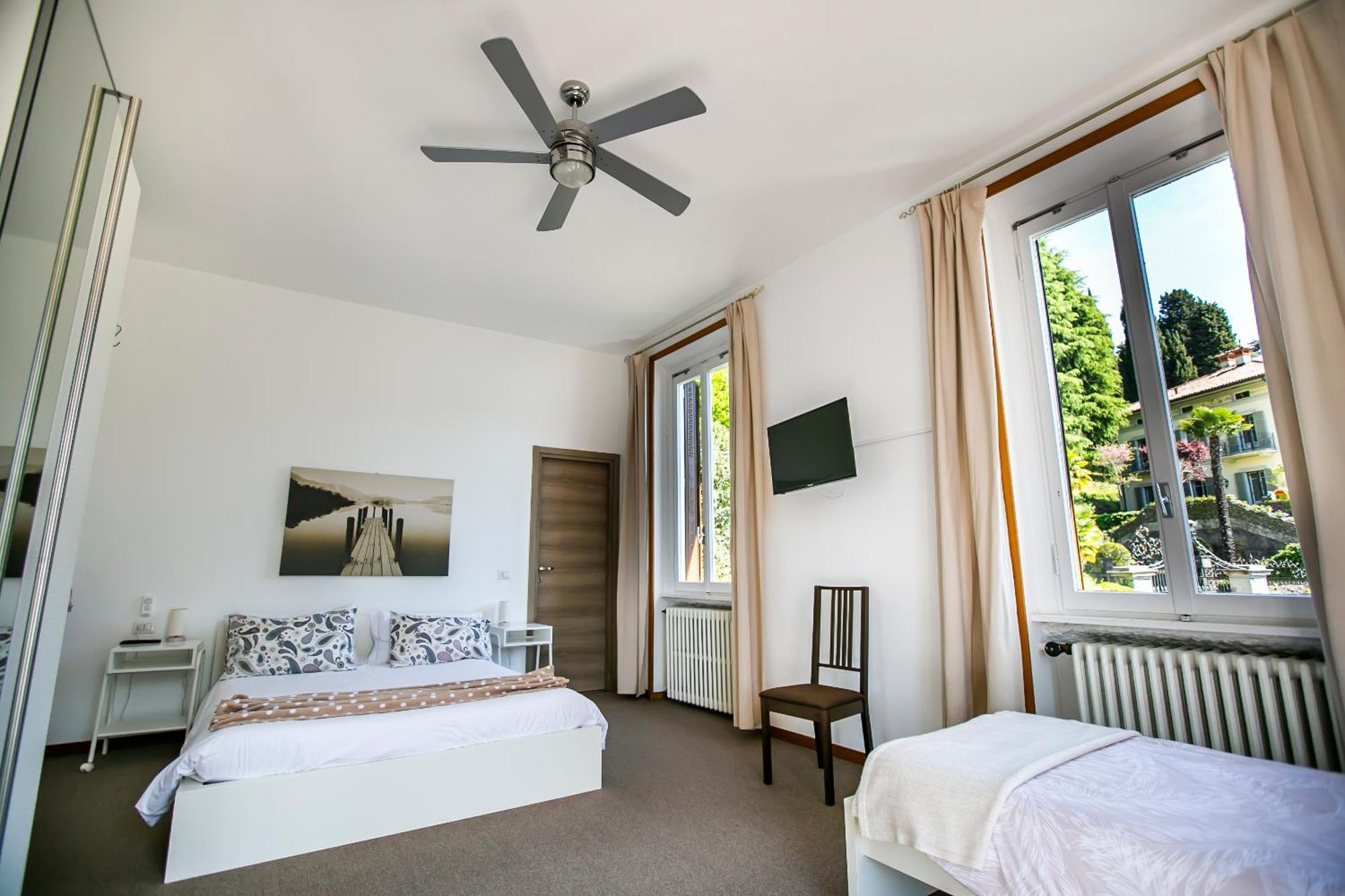 Hotel Darsena Di Riva Grande Moltrasio Exterior foto